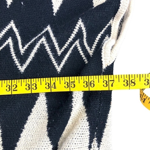 Debut Womens Small/Medium Black Cream Fringed Southwestern Equestrian Poncho - Picture 5 of 6